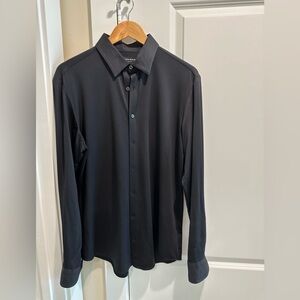 Missen and Main wrinkle-less shirt